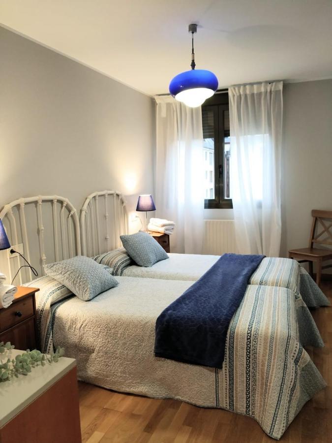 En Oviedo,wifi Apartment *
